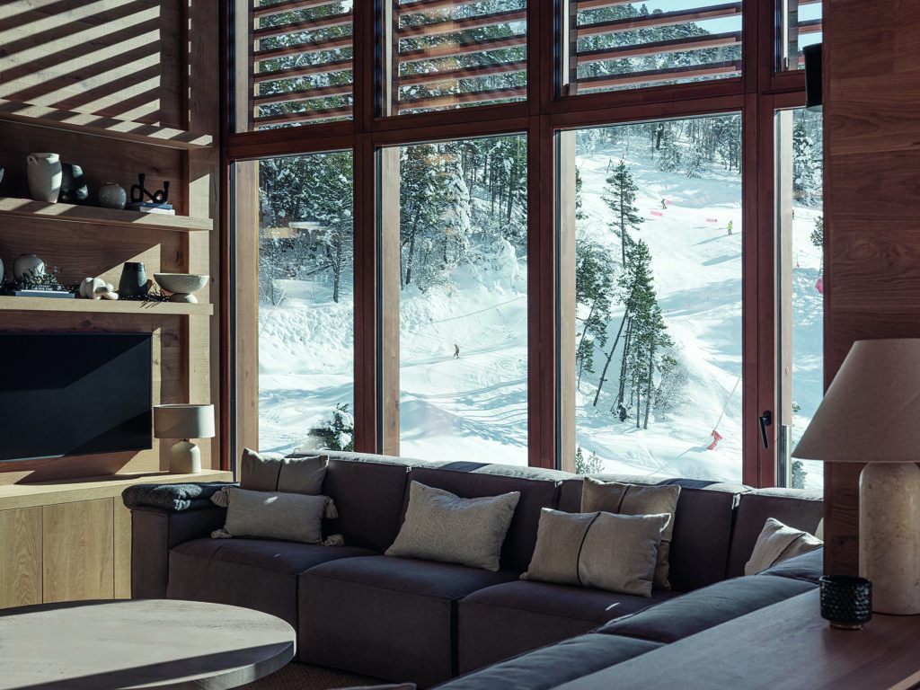 Las pistas de esquí animan el inmobiliario con precios récord: así está la oferta por destinos